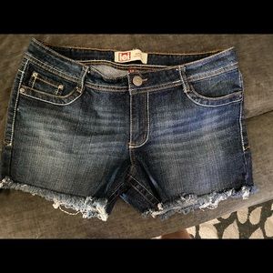 lei denim cutoffs